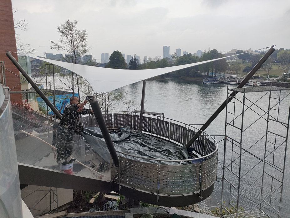 华阳黑珍珠麒麟荟别墅膜结构工程照片7_成都膜结构案例
