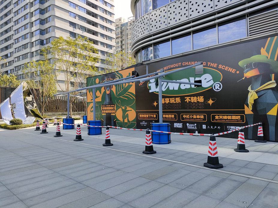 成都九眼桥酒吧膜结构工程照片11_成都膜结构案例