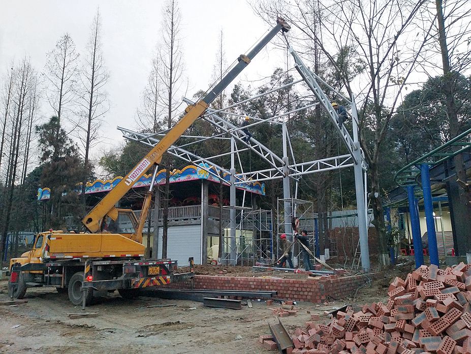 成都塔子山游乐园舞台膜结构工程照片4_成都膜结构案例