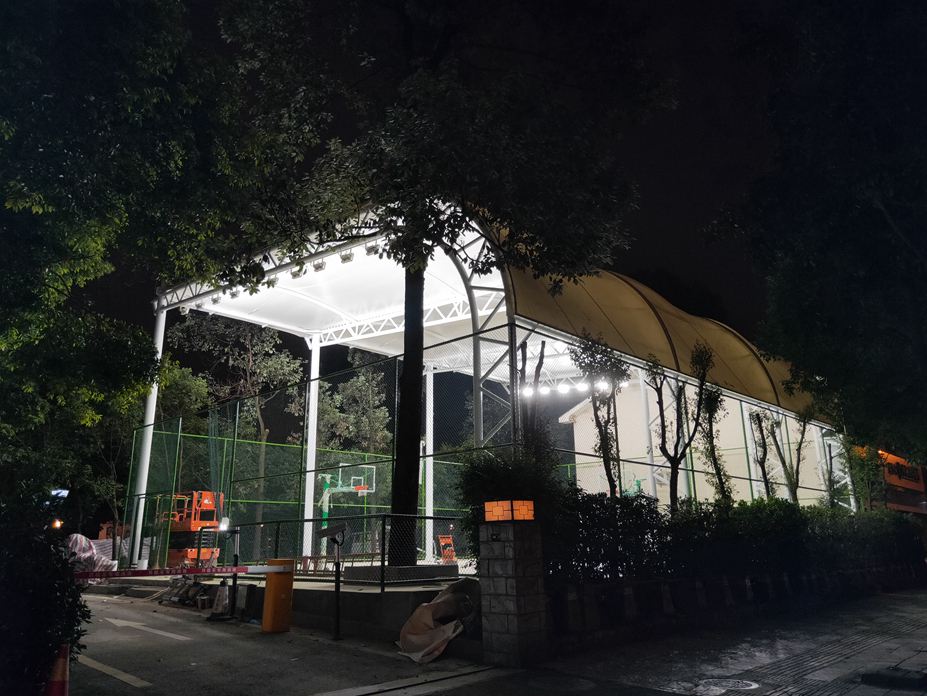 成都成飞宾馆篮球场遮阳膜结构工程照片11_成都膜结构案例