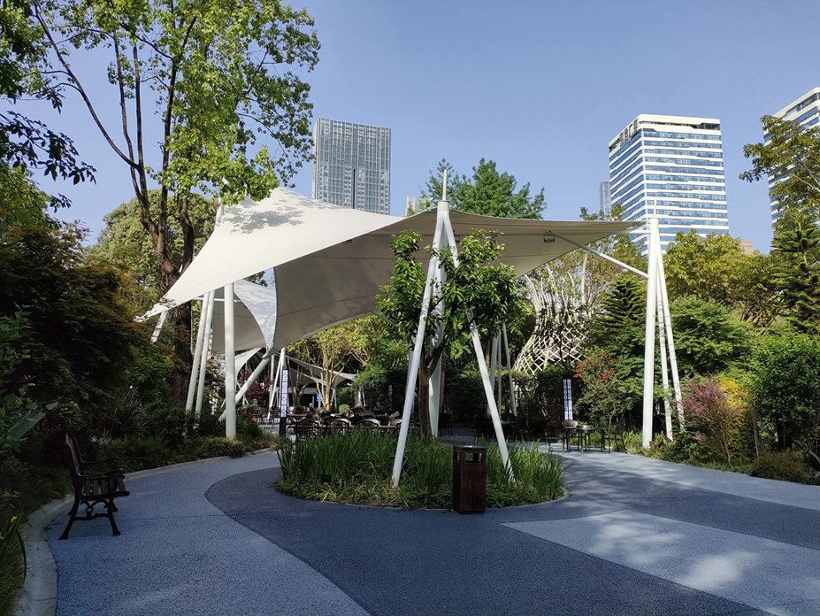 望江宾馆啤酒广场膜结构