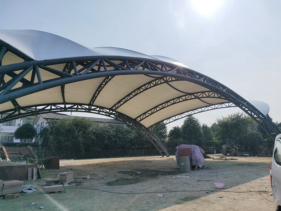 眉山东坡区青少年实践基地广场膜结构工程照片2_成都膜结构案例