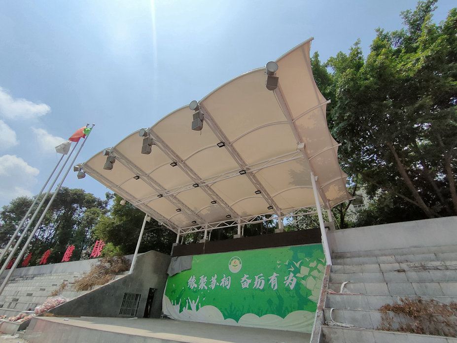 眉山苏祠中学体育看台膜结构