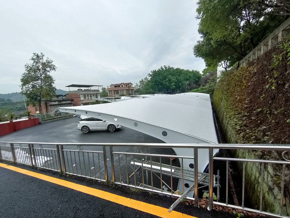 隆昌石油局车棚膜结构工程照片8_成都膜结构案例